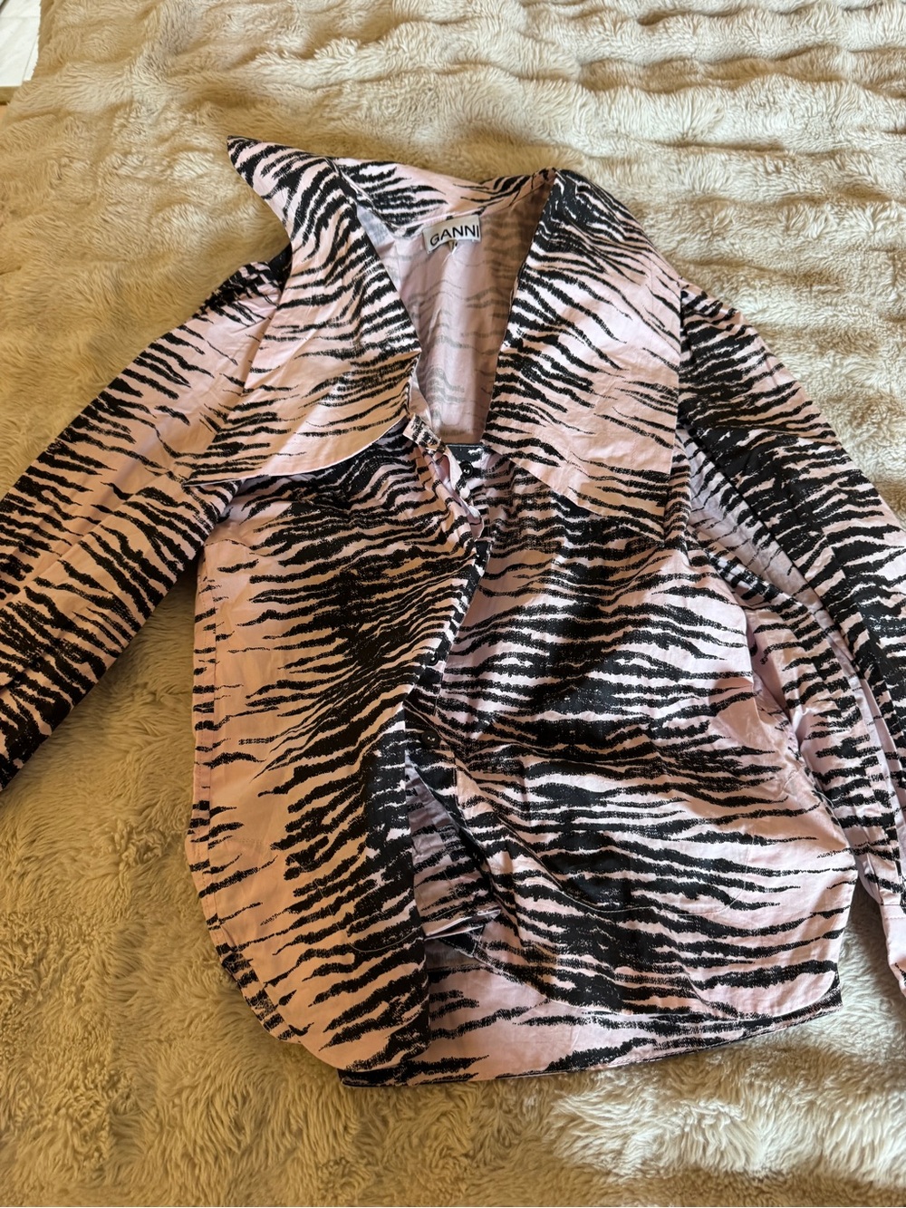 Ganni Pink and Black Zebra-Print V-Neck Blouse - Picture 5 of 6